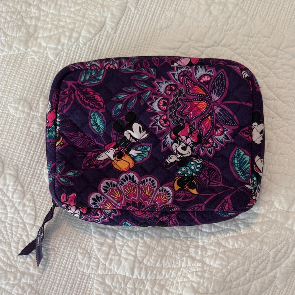 Vera Bradley Disney Cord Organizer